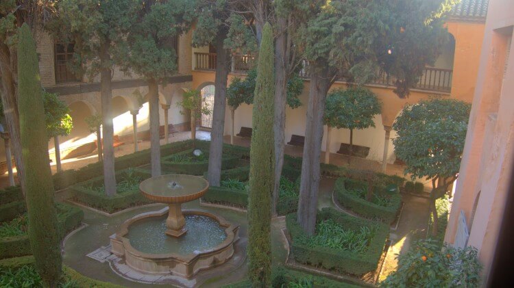 Just a small garden inside the Nasrid Palace.