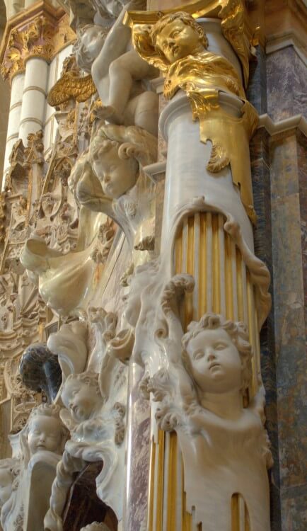 The back of the altar in Toledo Cathedral. I didn't realise it was possible to make marble look so soft and fluid.