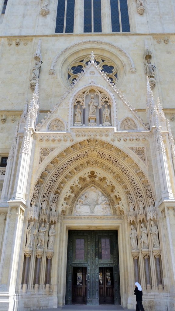 A nun entering Zagreb Cathedral.