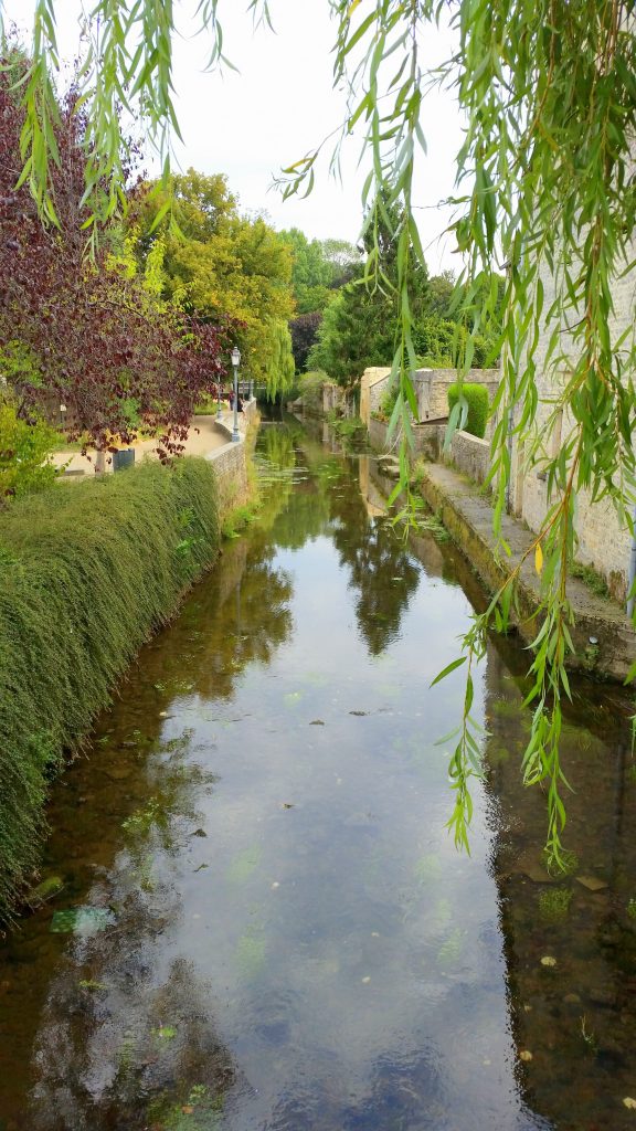 The River Aure running through Bayeux.