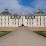 The perfect symmetry of Cheverny Chateau.