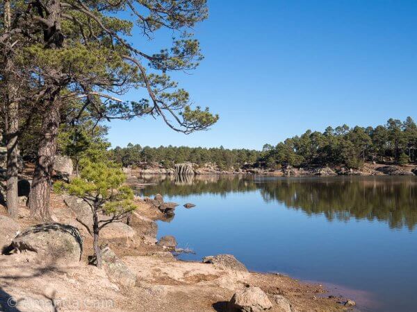 Lake Arareco, not far out of Creel and a nice place to have a picnic.