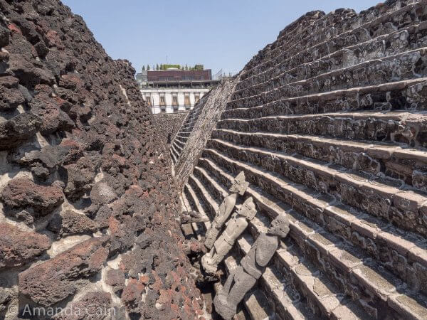 As the Aztecs added new layers to the Templo Mayor, they left offerings like these statues in the space between the old and new layers.